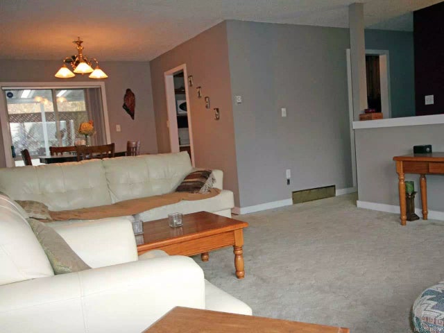 4 of 20 - 8056 Spinnaker Dr, Crofton, BC