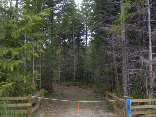 2 of 5 - Lt 2 Pratt Rd, Coombs, BC