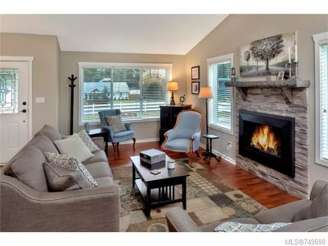 2 of 20 - 4615 Casalinda Pl, Cowichan Bay, BC