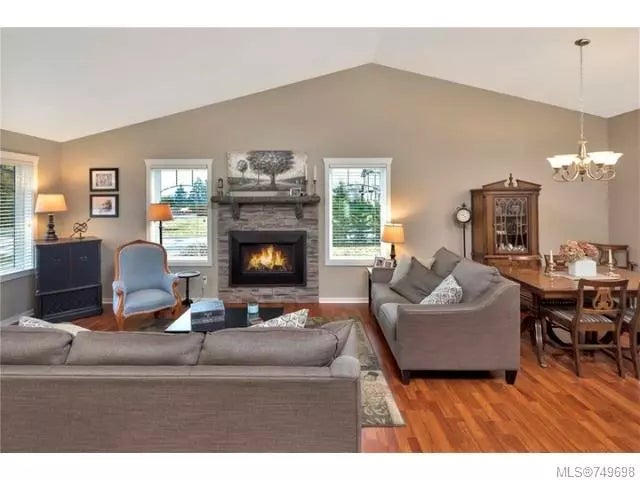 3 of 20 - 4615 Casalinda Pl, Cowichan Bay, BC