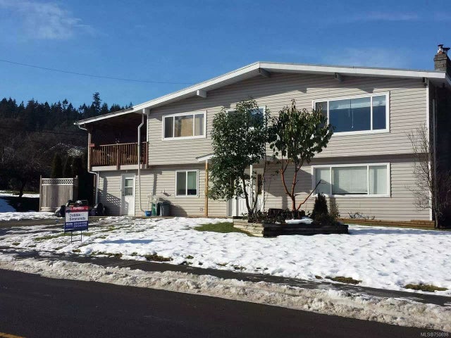 1 of 24 - 8020 Queen St, Crofton, BC