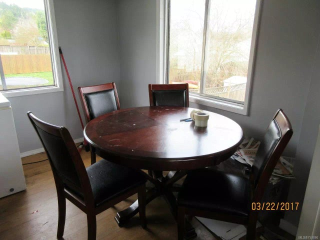 3 of 6 - 1553 Brook St, Crofton, BC