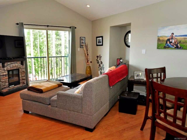 3 of 10 - 1584 Adelaide St 7, Crofton, BC