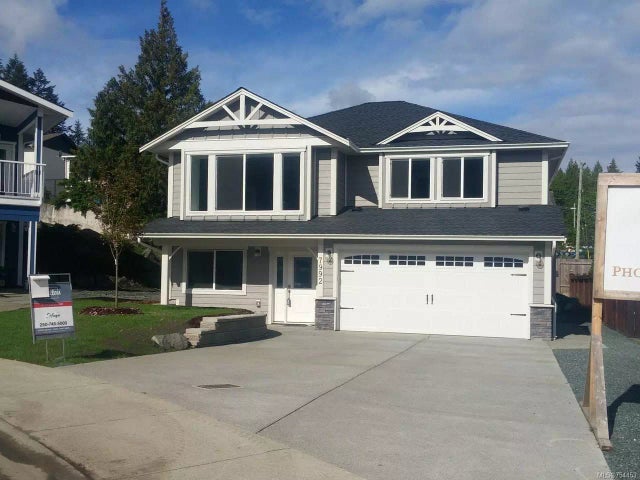 1 of 15 - 7992 Collinson Pl, Crofton, BC