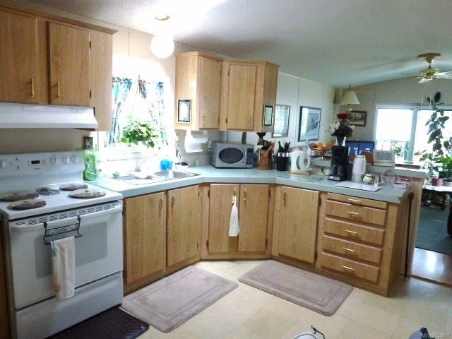 3 of 12 - 1733 Whibley Rd 7, Errington, BC