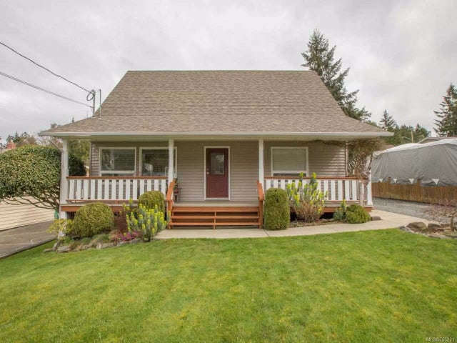 1 of 39 - 7985 Berridge St, Crofton, BC