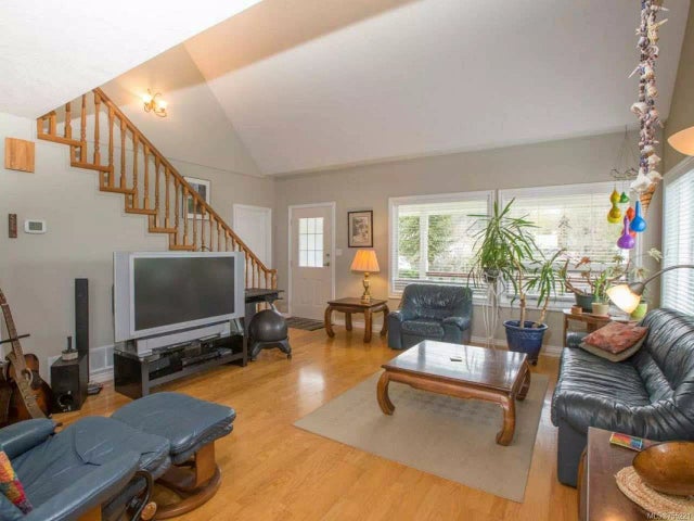 2 of 39 - 7985 Berridge St, Crofton, BC