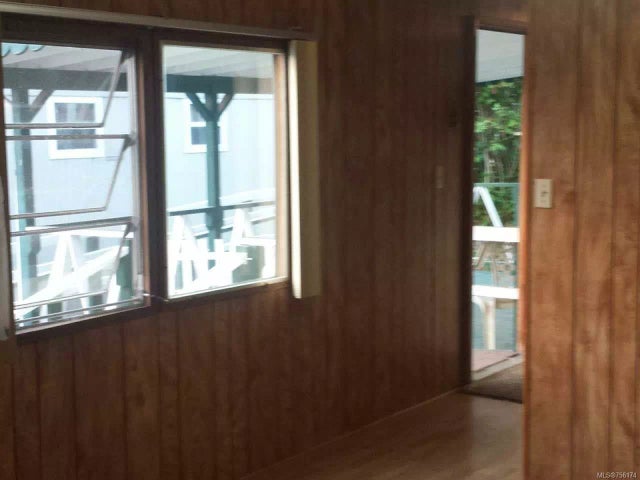 3 of 12 - 1753 Cecil St 105, Crofton, BC