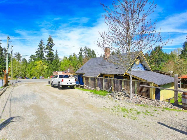 3 of 17 - 2340 Alberni Hwy, Coombs, BC