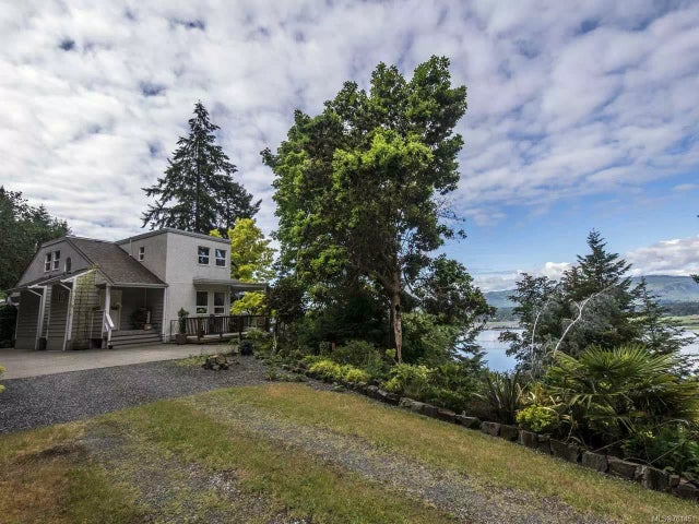 1 of 39 - 945 Khenipsen Rd, Cowichan Bay, BC