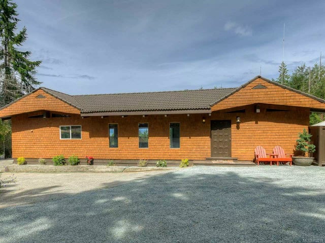 1 of 24 - 977 Little Mountain Rd, Errington, BC