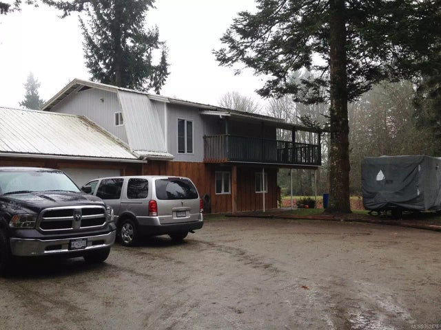 1 of 5 - 4371 Sears Rd, Cowichan Bay, BC