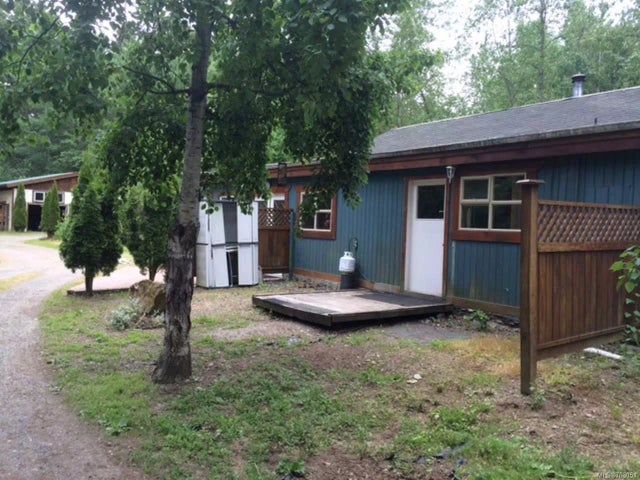 3 of 6 - 1272 Fraser Rd, Errington, BC