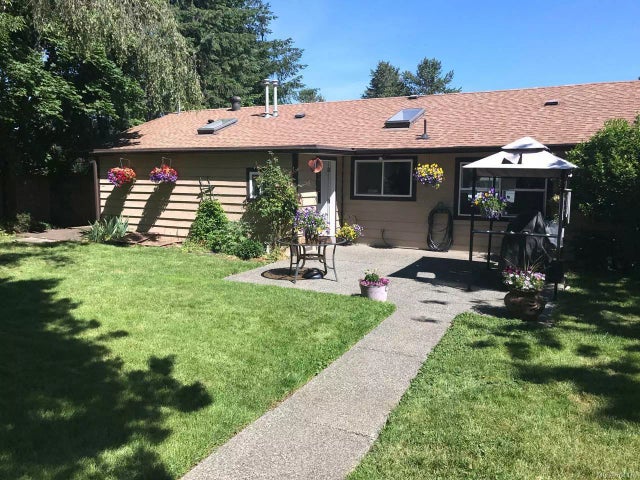 1 of 25 - 2208 Kerr Rd, Coombs, BC