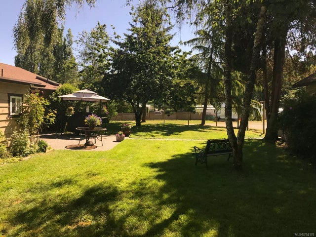 2 of 25 - 2208 Kerr Rd, Coombs, BC