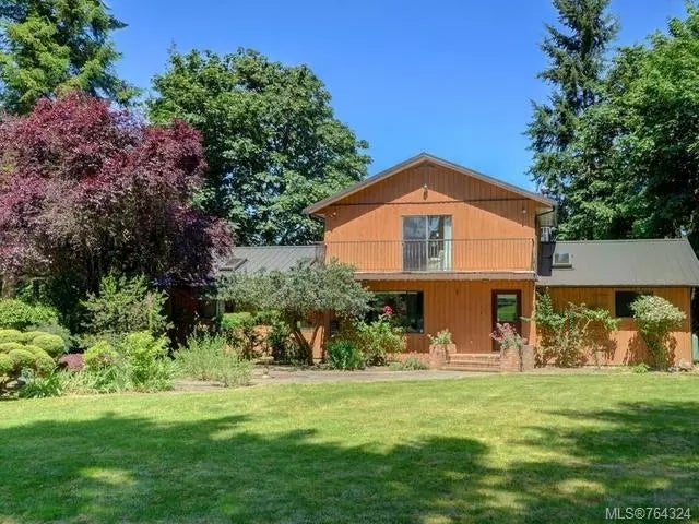 1 of 23 - 1095 Cherry Point Rd, Cowichan Bay, BC