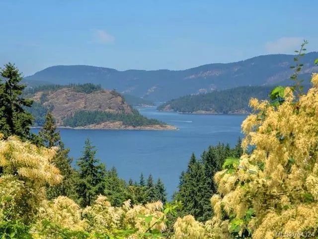 2 of 23 - 1095 Cherry Point Rd, Cowichan Bay, BC