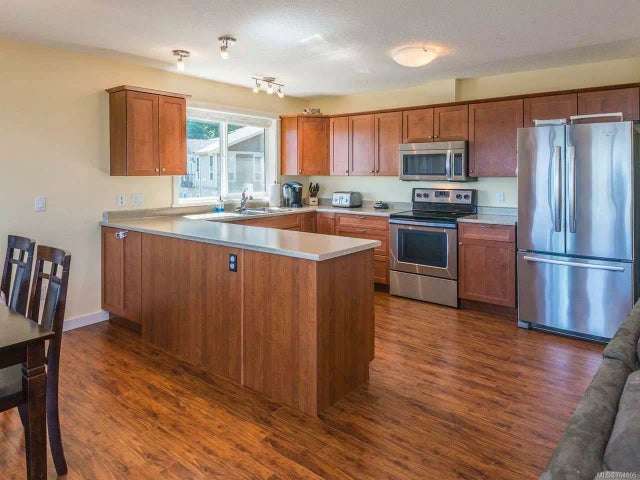 4 of 40 - 1584 Adelaide St 14, Crofton, BC