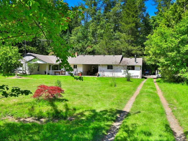 1 of 32 - 2910 Palmer Rd, Coombs, BC