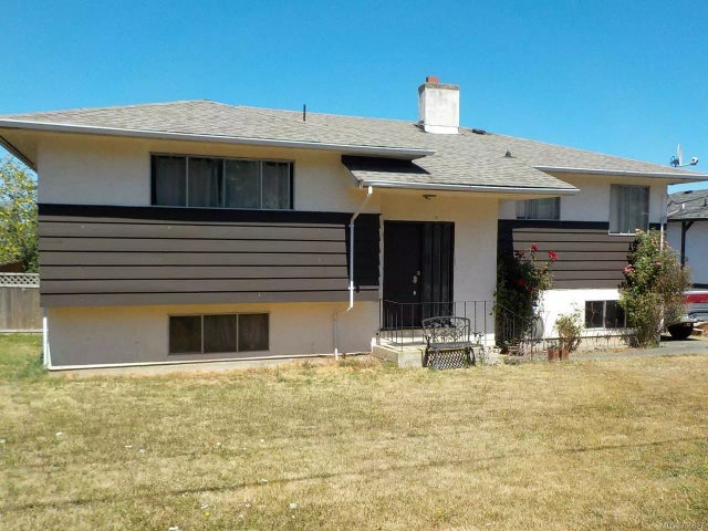 1 of 6 - 1555 Brook St, Crofton, BC