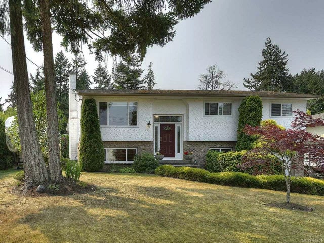 1 of 41 - 1716 Glen Rd, Cowichan Bay, BC