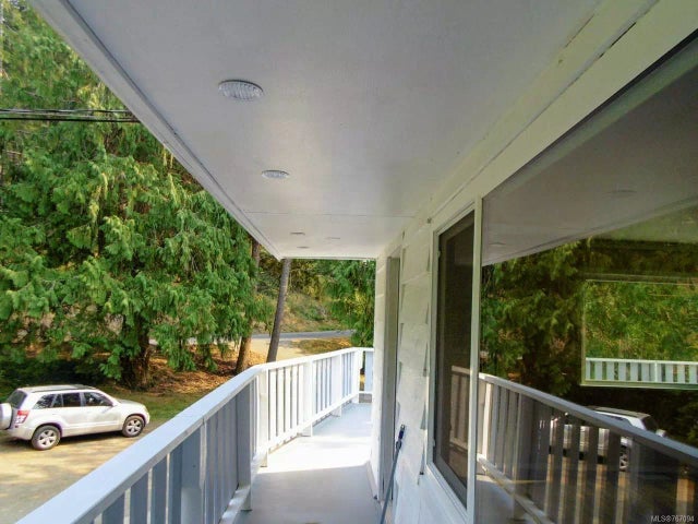 1 of 31 - 7718 Osborne Bay Rd, Crofton, BC