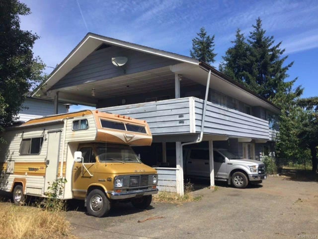 1 of 21 - 1537 Charlotte St, Crofton, BC