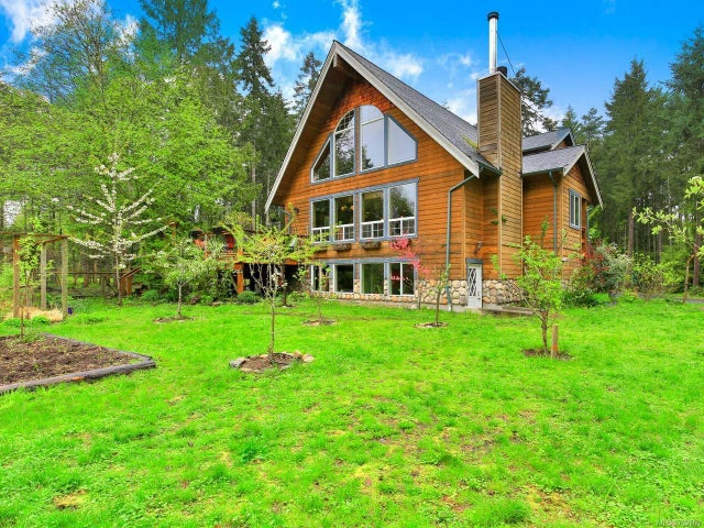 1 of 38 - 1588 Benzon Cres, Errington, BC