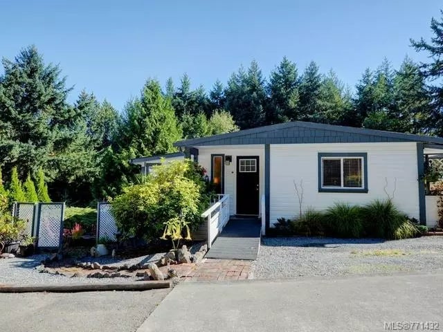 1 of 20 - 4544 Lanes Rd 10, Cowichan Bay, BC