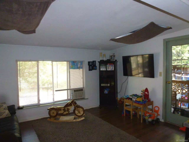 3 of 10 - 2130 Errington Rd 16, Errington, BC