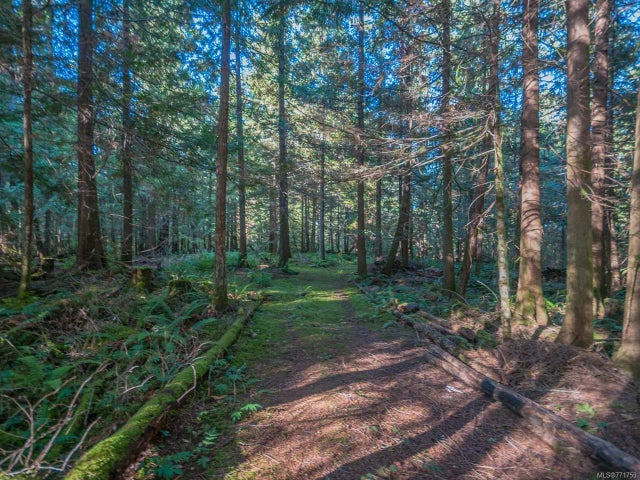 4 of 25 - 2181 Burgoyne Rd, Coombs, BC