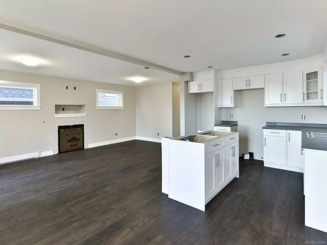 4 of 15 - 528 Steeves Rd, Nanaimo, BC