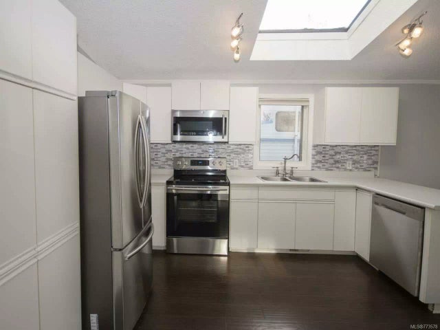 2 of 9 - 3100 Rinvold Rd 16, Coombs, BC