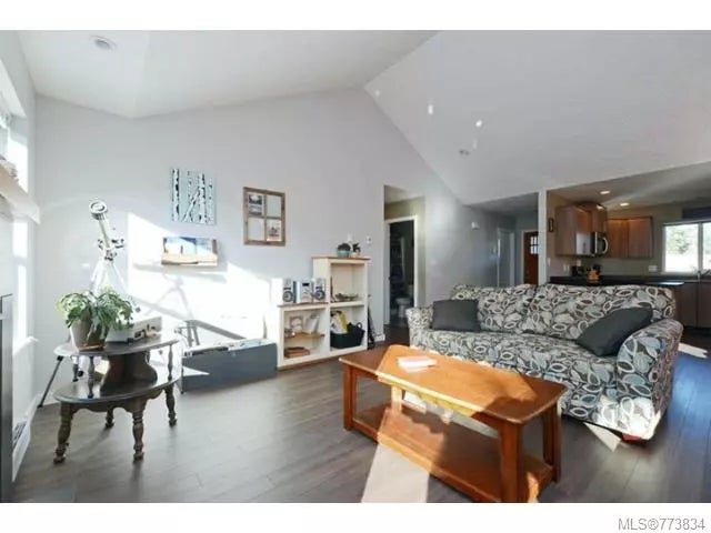 3 of 22 - 1522 Regatta Pl, Cowichan Bay, BC