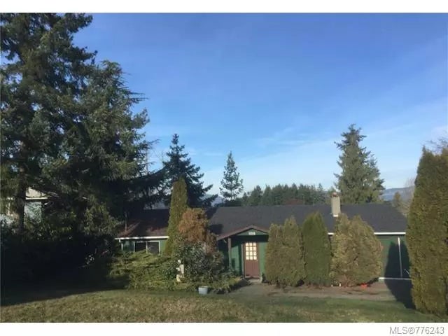 1 of 7 - 1315 Cherry Point Rd, Cowichan Bay, BC