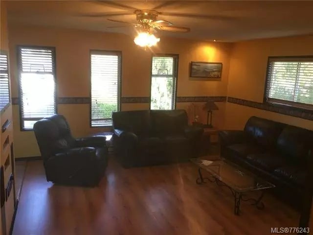 4 of 7 - 1315 Cherry Point Rd, Cowichan Bay, BC