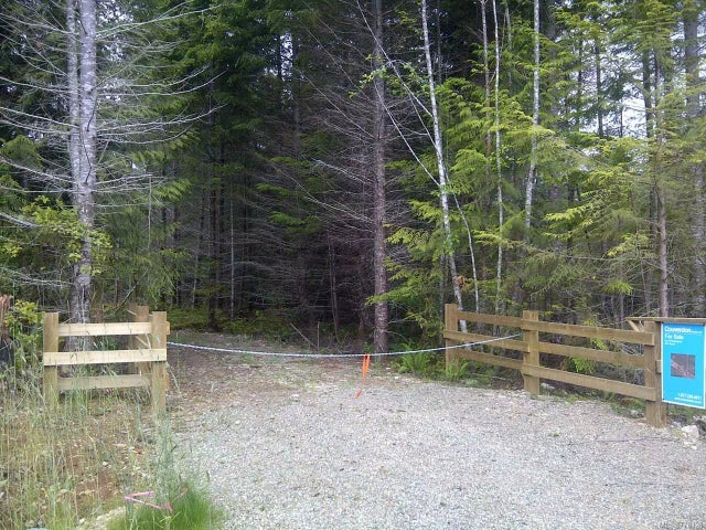 3 of 5 - Lt 13 Pratt Rd, Coombs, BC