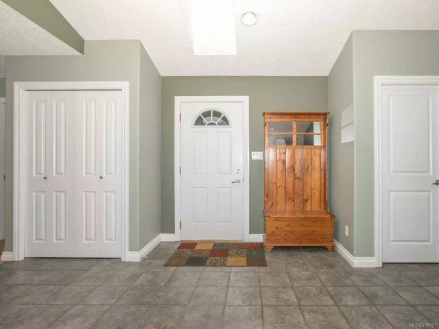 3 of 31 - 1637 Simon Pl, Cowichan Bay, BC