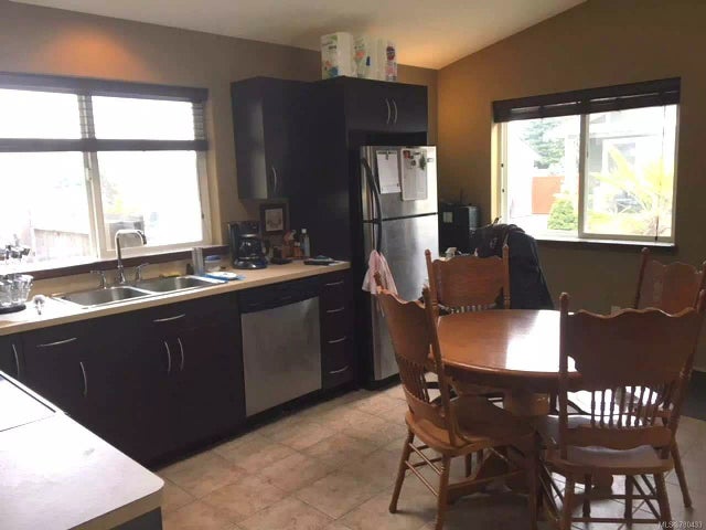 3 of 10 - 1749 Whibley Rd 4, Coombs, BC