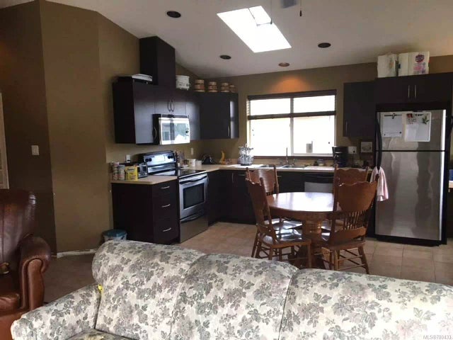 4 of 10 - 1749 Whibley Rd 4, Coombs, BC