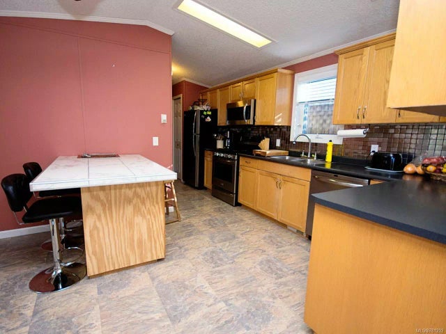 3 of 12 - 3100 Rinvold Rd 17, Coombs, BC