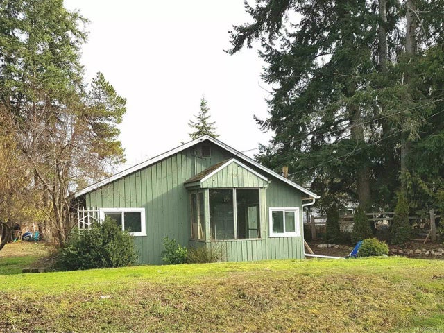 1 of 7 - 1360 Errington Rd, Errington, BC