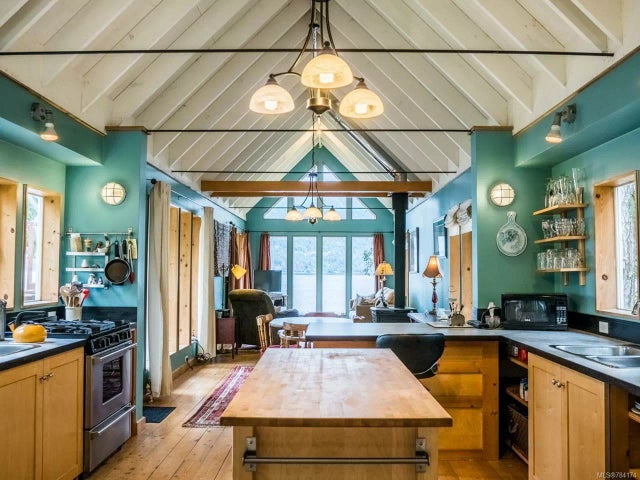 4 of 15 - 7933 Stoney Hill Rd, Duncan, BC