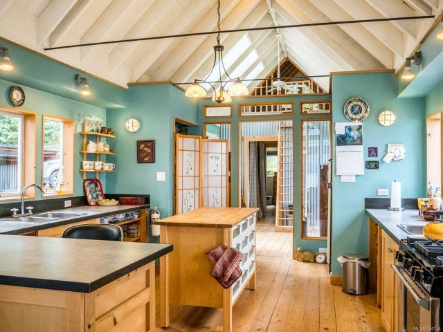 5 of 15 - 7933 Stoney Hill Rd, Duncan, BC