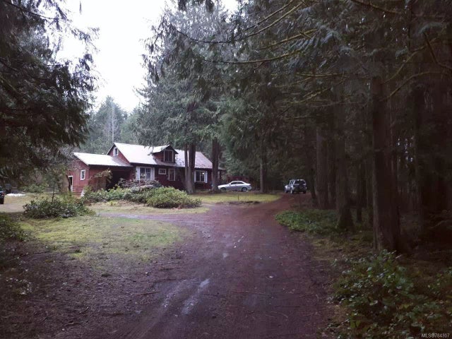 1 of 18 - 1904 Grafton Ave, Errington, BC