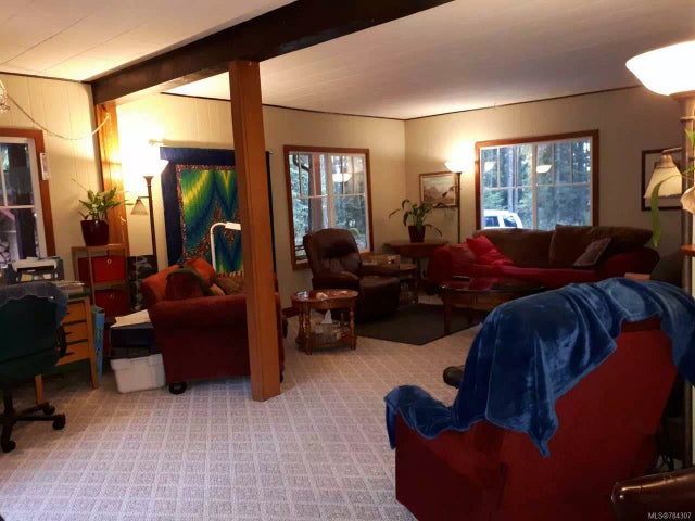 5 of 18 - 1904 Grafton Ave, Errington, BC