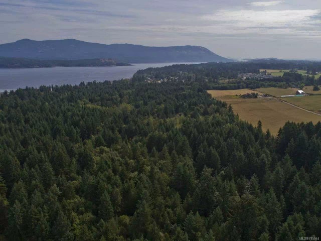 4 of 24 - S2w2 Hillbank Rd, Cowichan Bay, BC