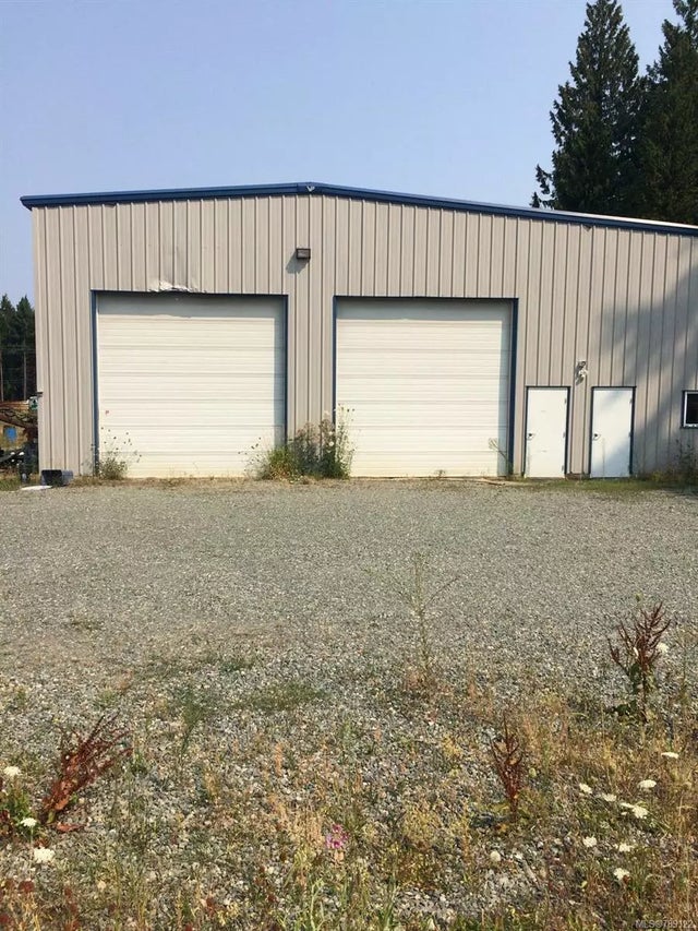 2 of 3 - 1111 Smithers Rd, Errington, BC