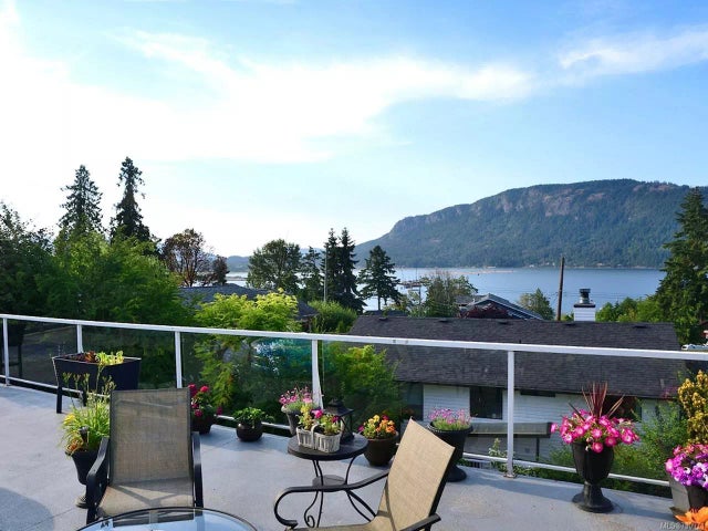 1 of 33 - 1749 Wilmot Rd, Cowichan Bay, BC