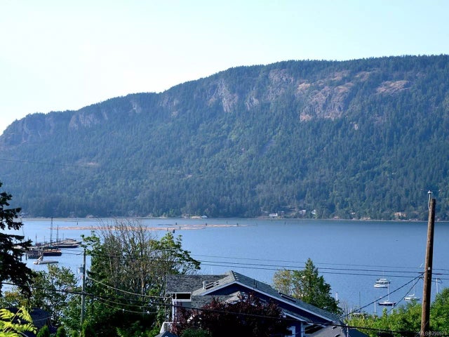 2 of 33 - 1749 Wilmot Rd, Cowichan Bay, BC